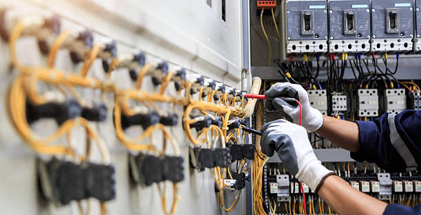 Professional Electrician technician working in Charleston, SC